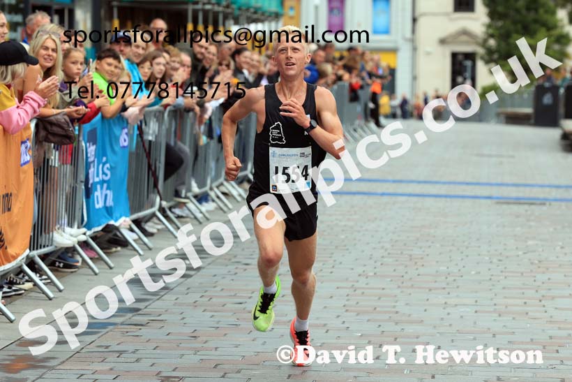 Darlington 10k, 2024 Darlington 10k and Junior 3k Road Race.  Photo: David T. Hewitson/Sports for All Pics